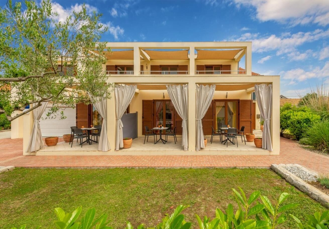 Apartments Bosko 105171-A3
