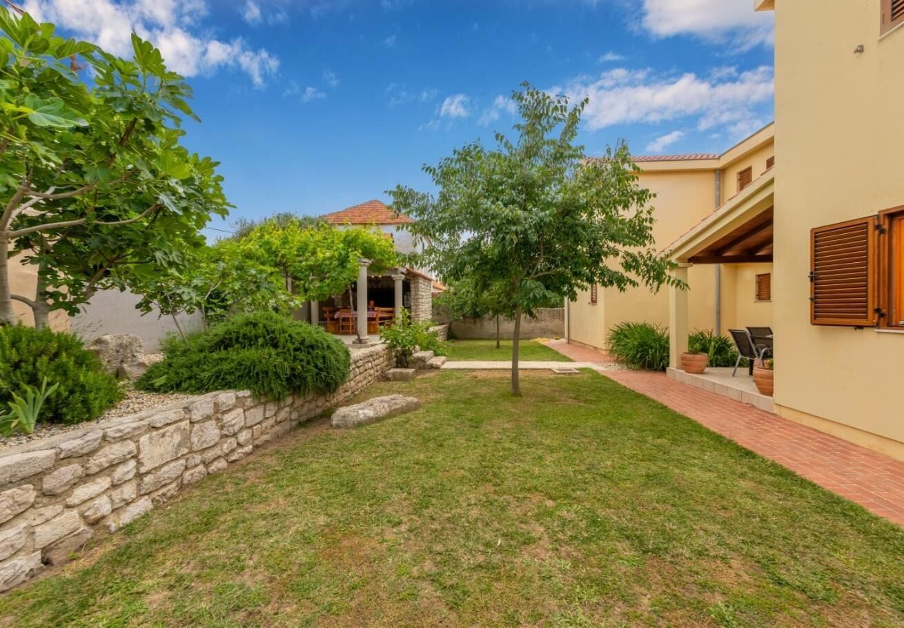 Photo of Apartments Bosko