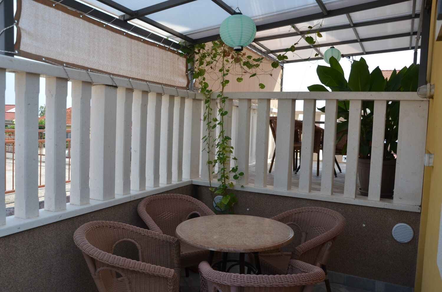 Apartments Dami 105201-A2