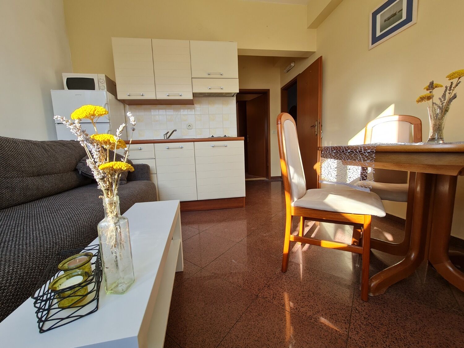 Apartments Dami 105201-A2