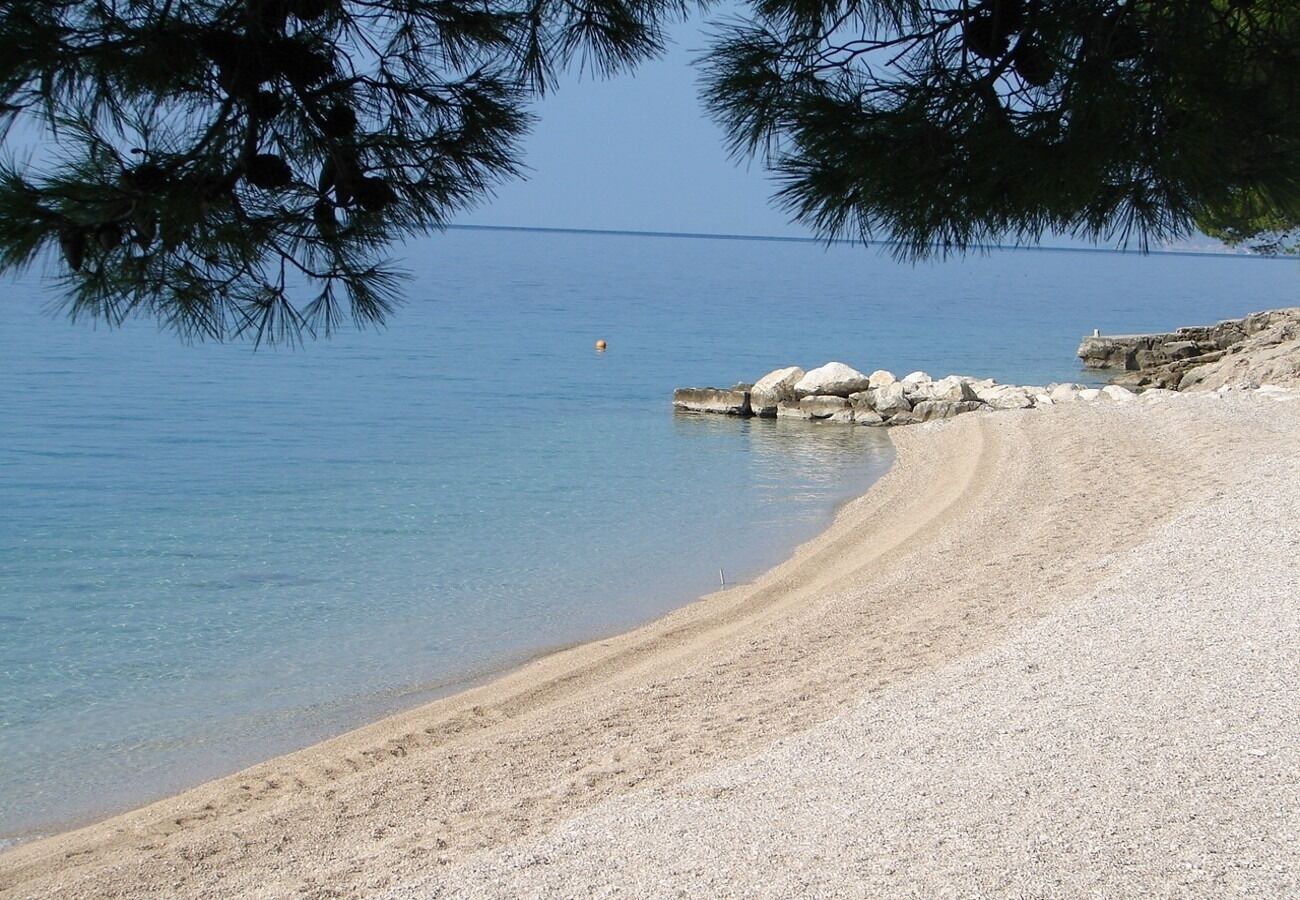 Apartments Lovre 10526-A2