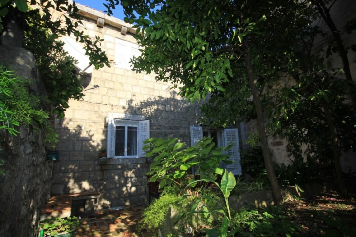 House Korta 105221-K1