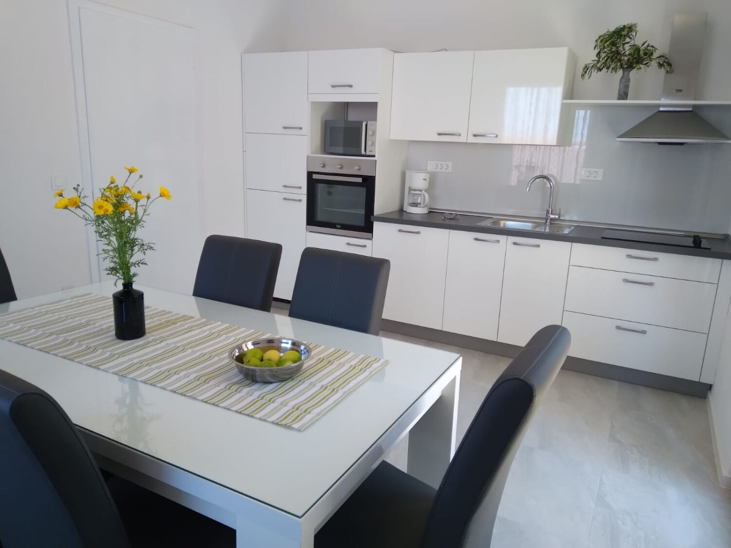 Room Ref 105241-A1
