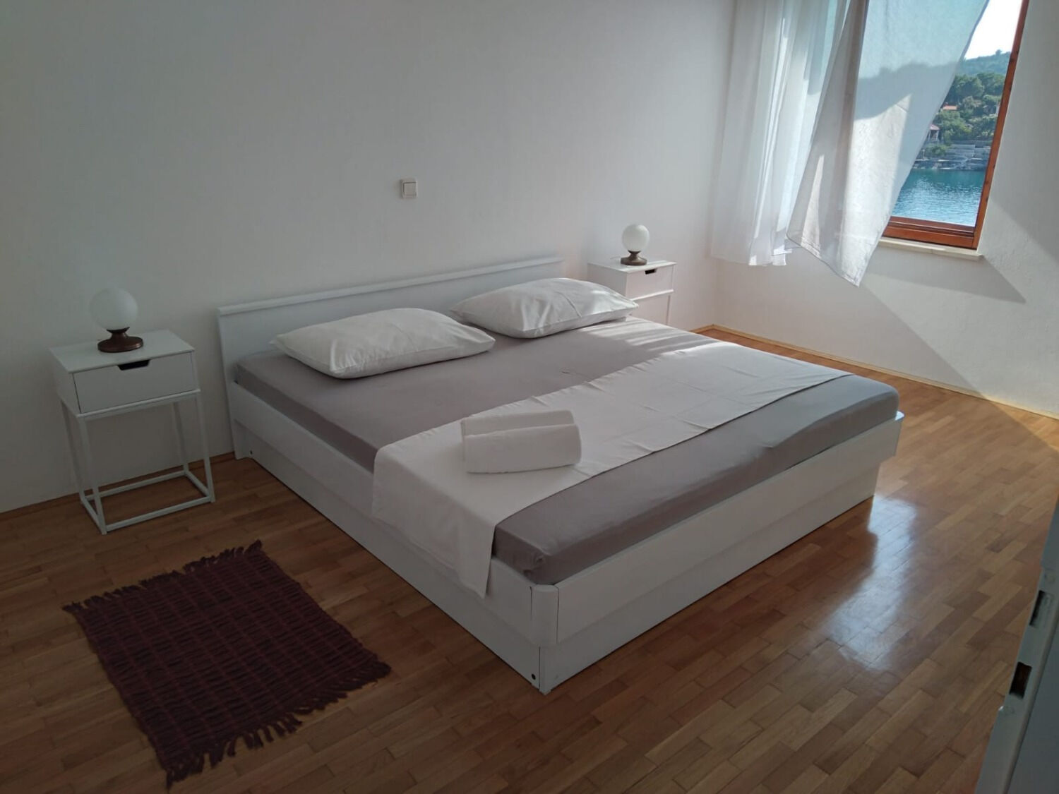 Room Ref 105241-A1