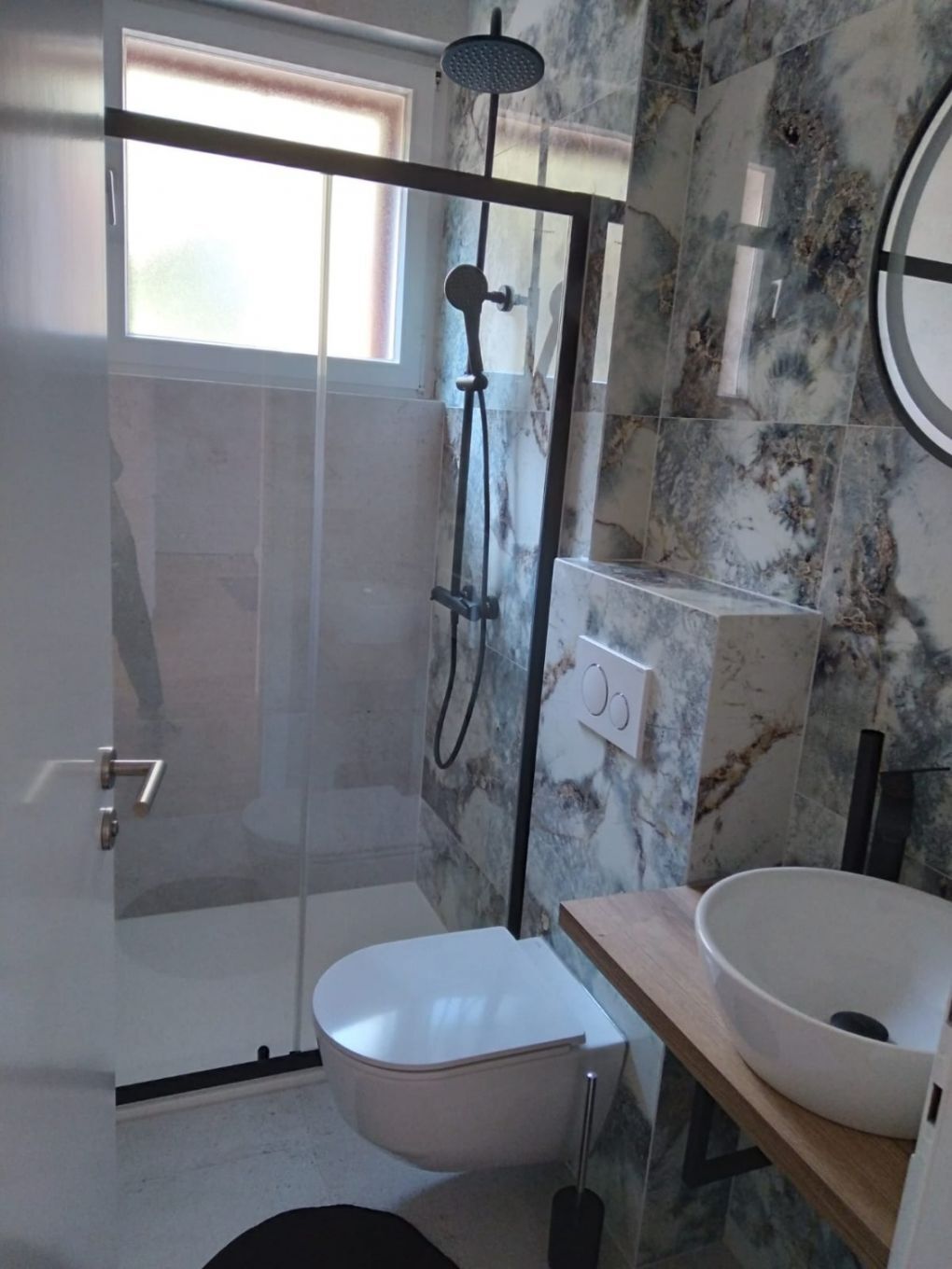 Room Ref 105241-A1