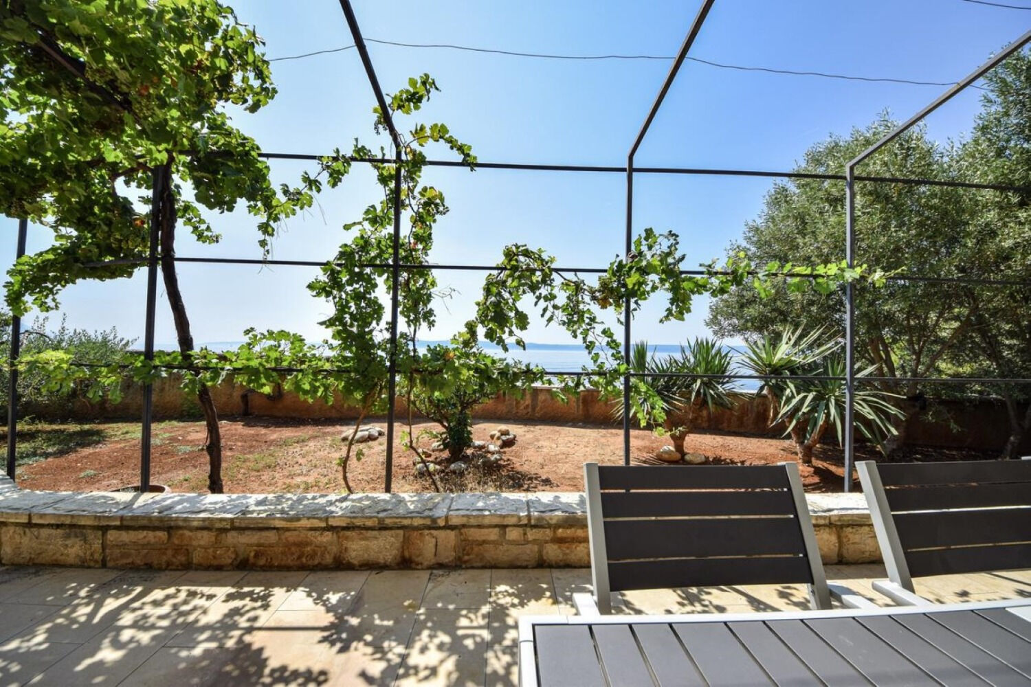 Room Ref 105241-A2