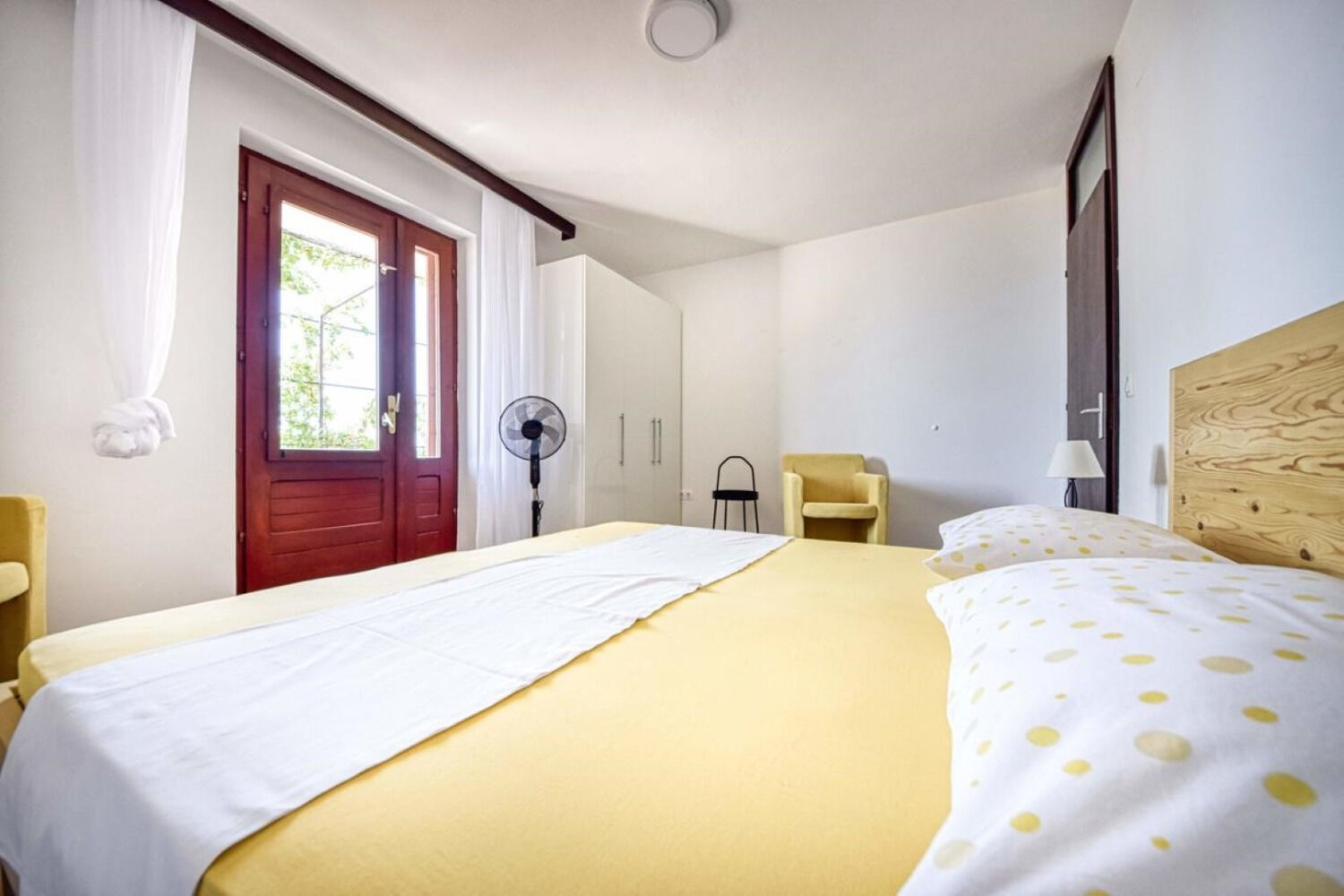 Room Ref 105241-A2