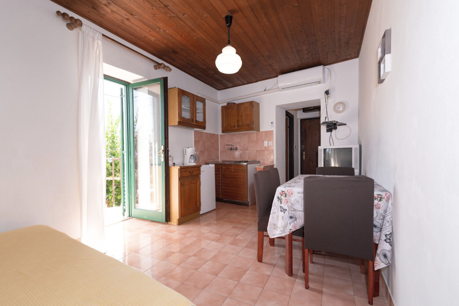 Apartments Din 10535-A2