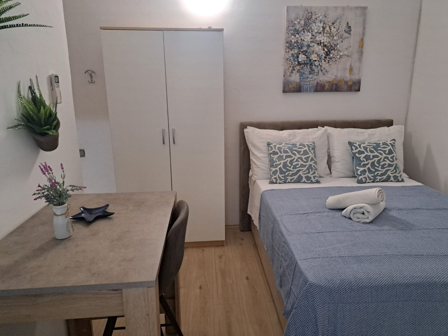 Apartments Olive Garden 10536-A5
