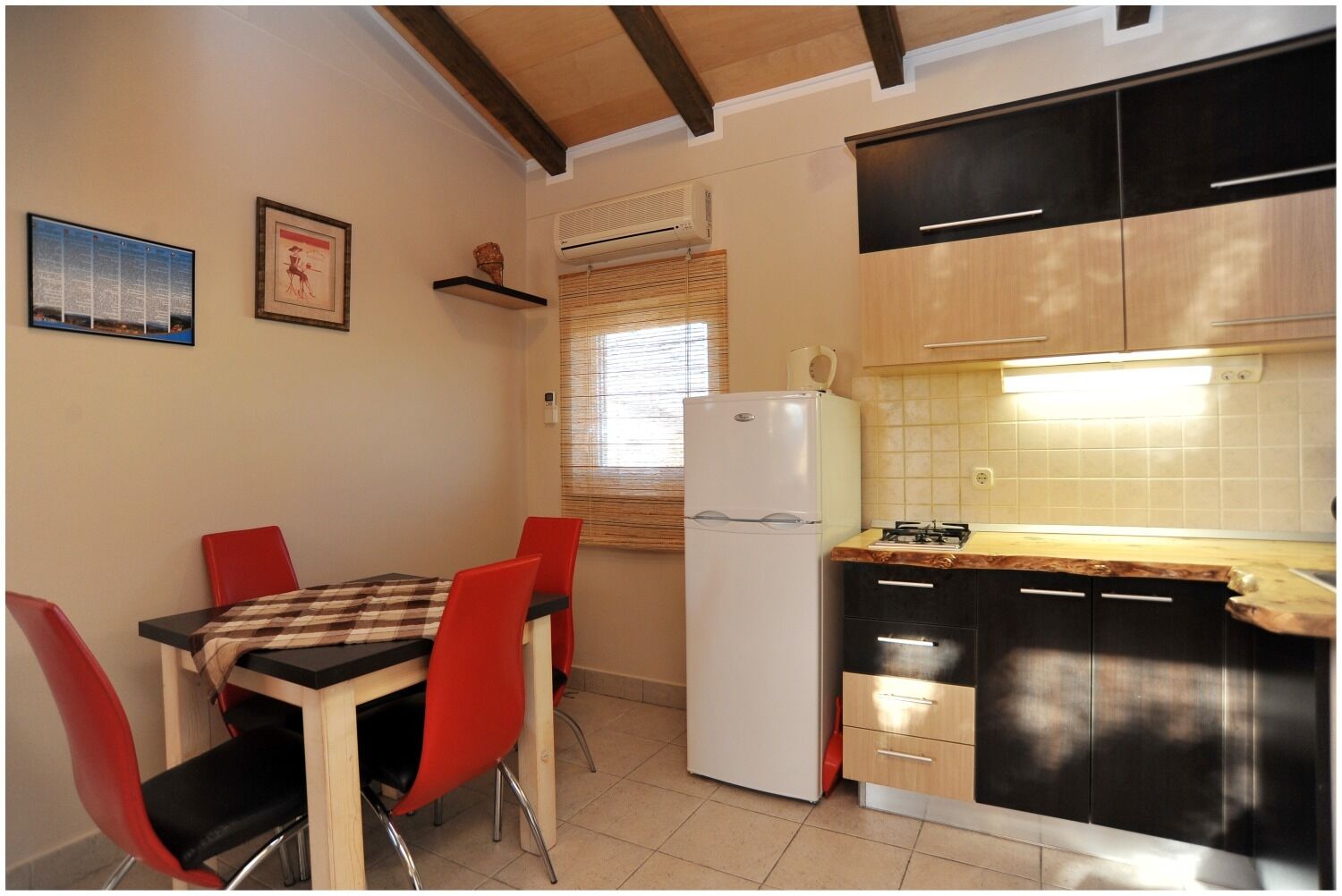 Apartments Tomo 105341-A4