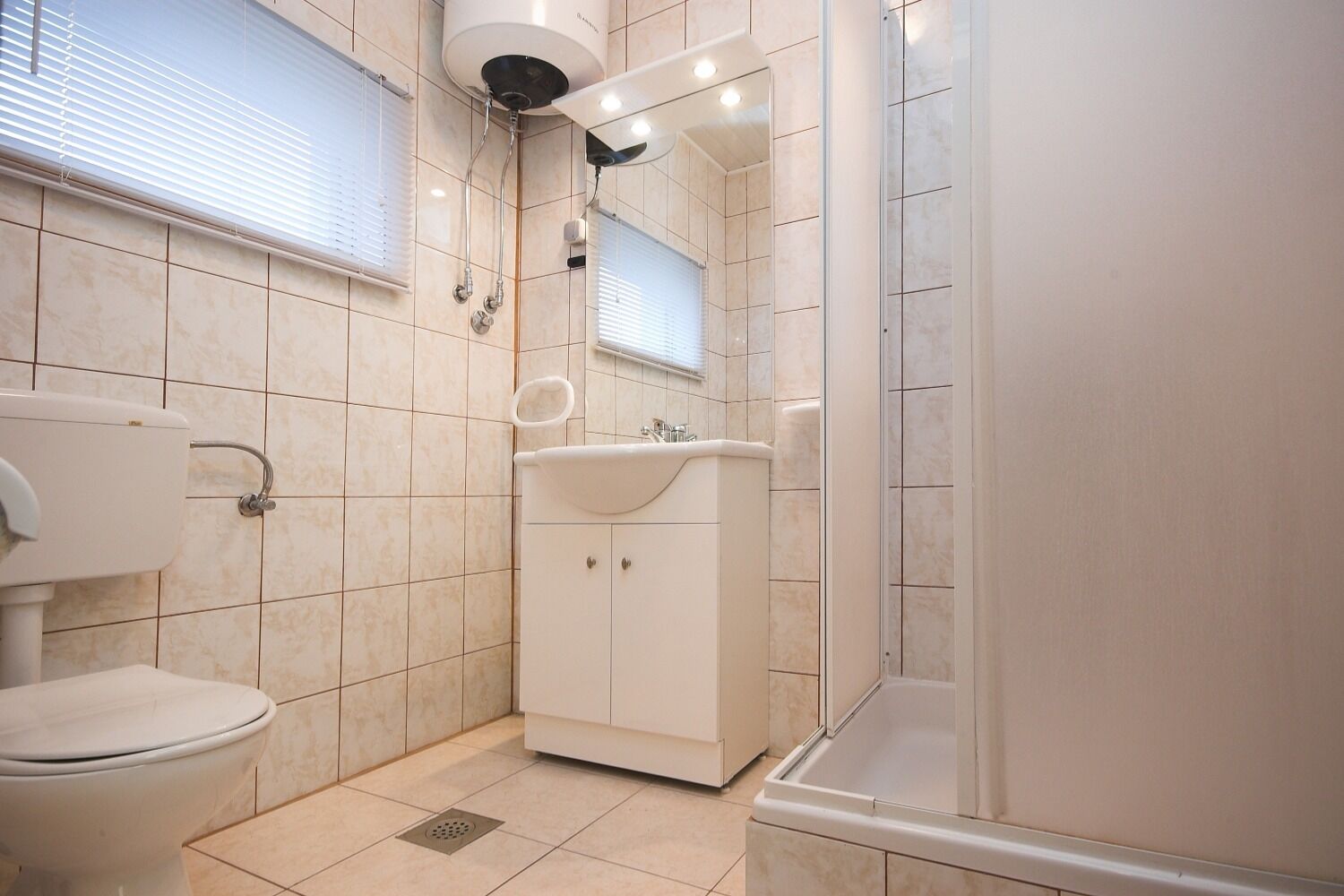 Apartments Tomo 105341-A4