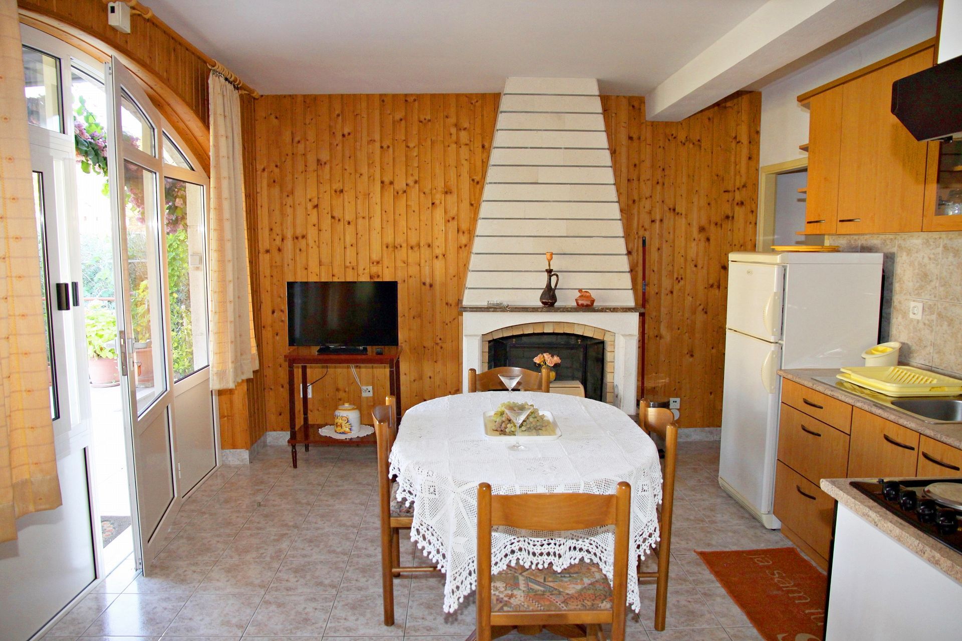 Apartments Nikola 105371-A2