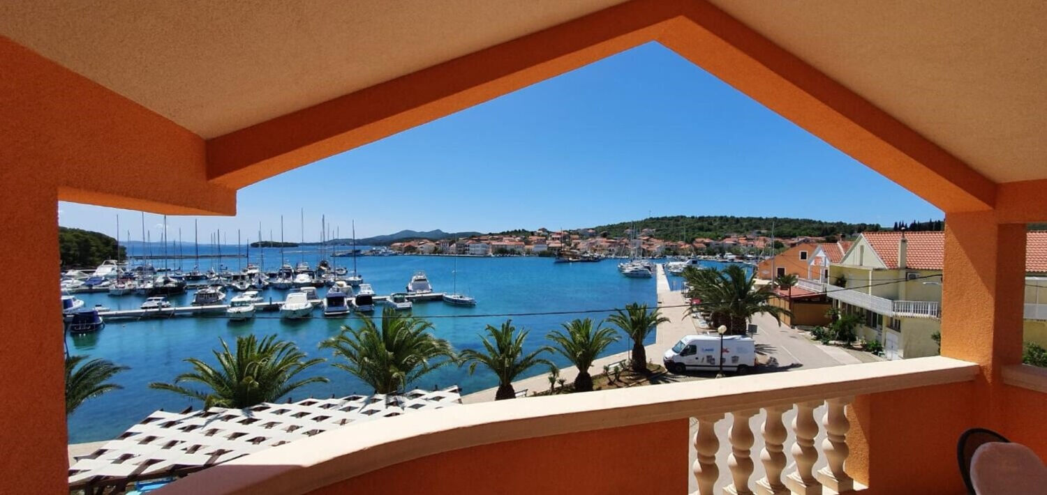 Apartments Sea view 10543-A3
