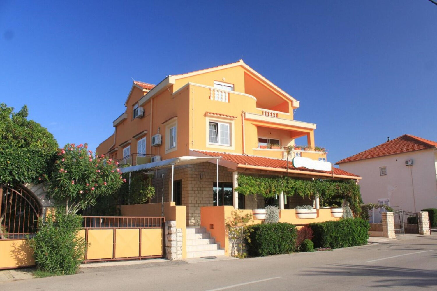 Apartments Sea view 10543-A1