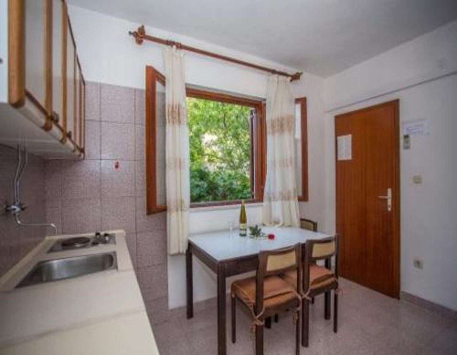 Apartments and Room Anita 10546-A3