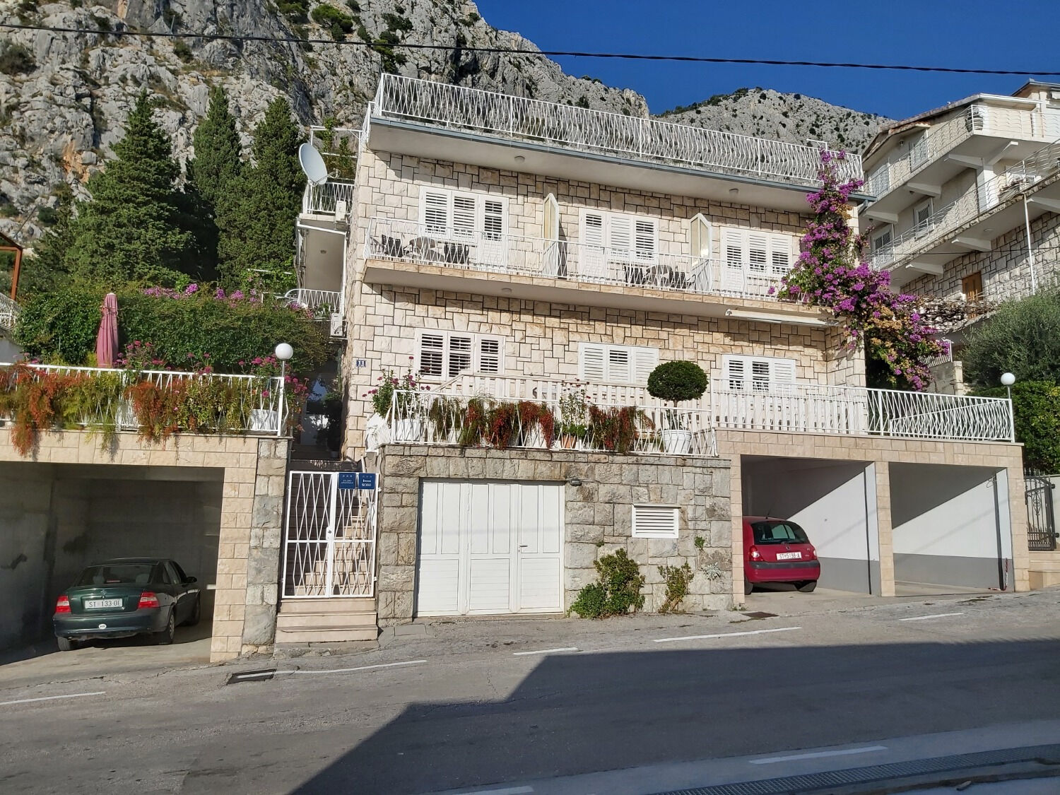 Apartments Ivan 10553-A3