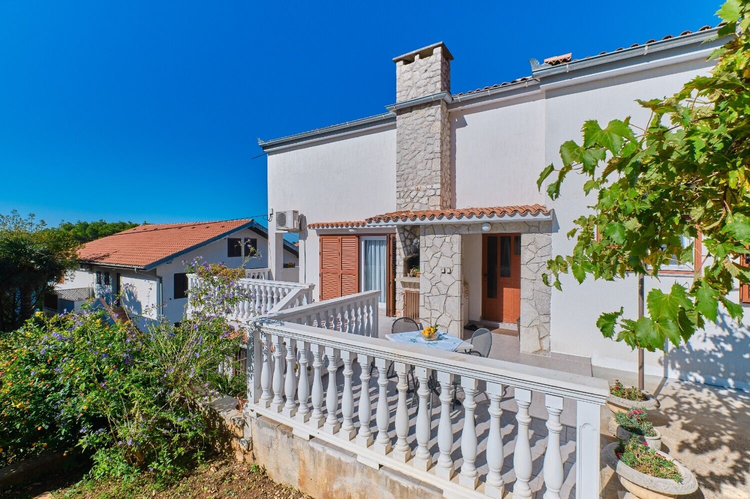 Apartment Luce 10557-A1
