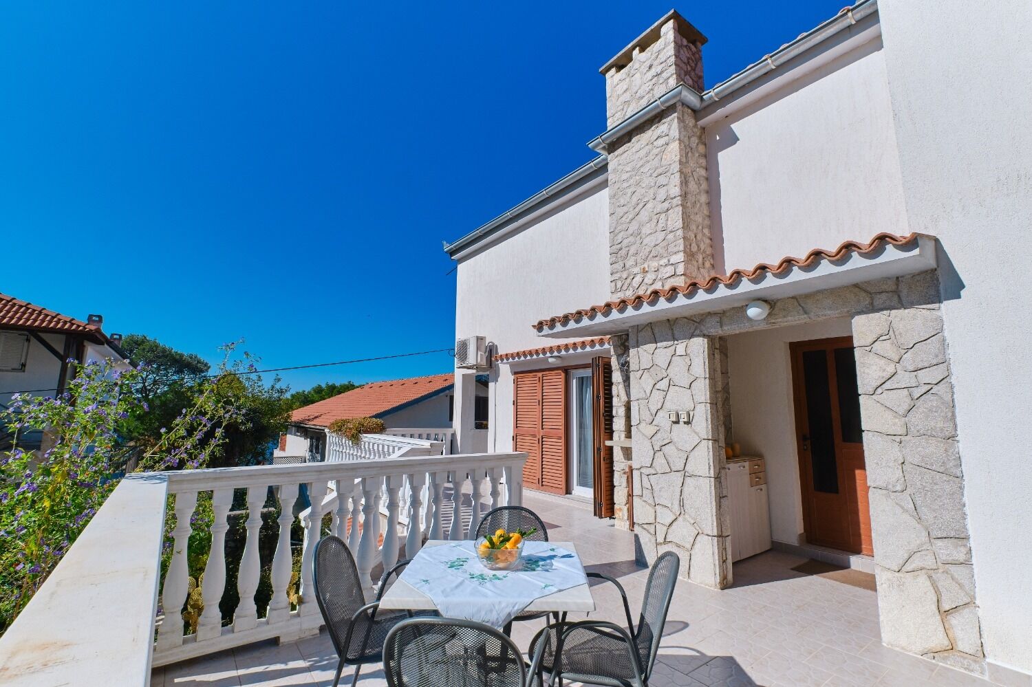 Apartment Luce 10557-A1