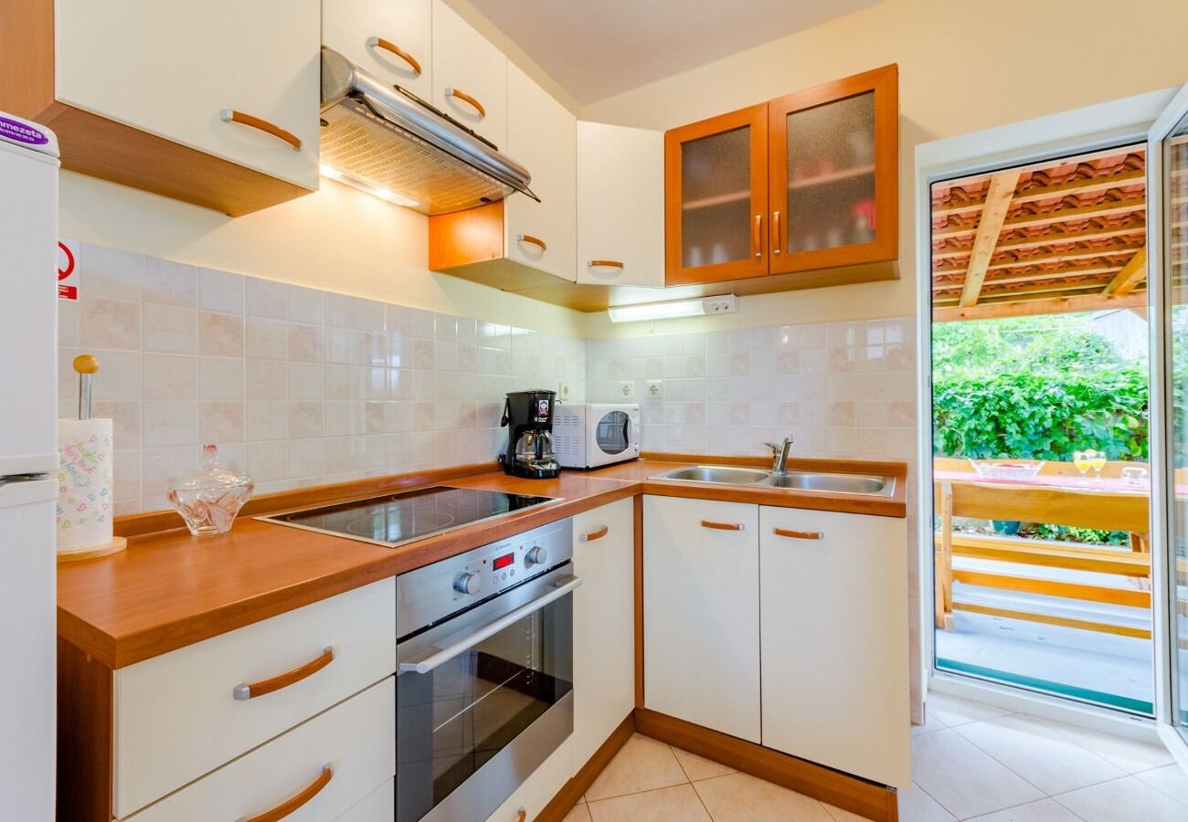 House Dinko 105551-K1