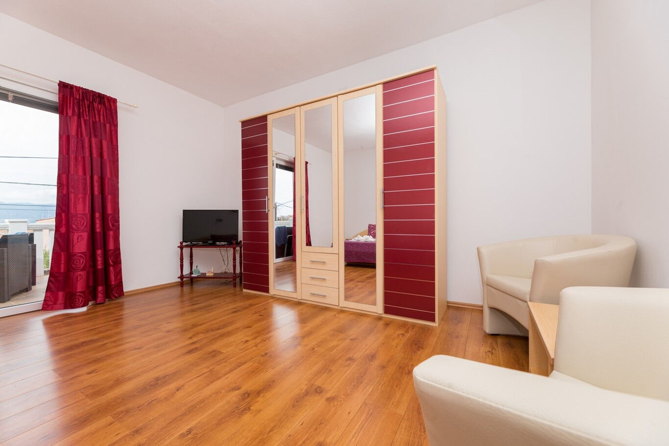 Apartments Juri 10562-A1