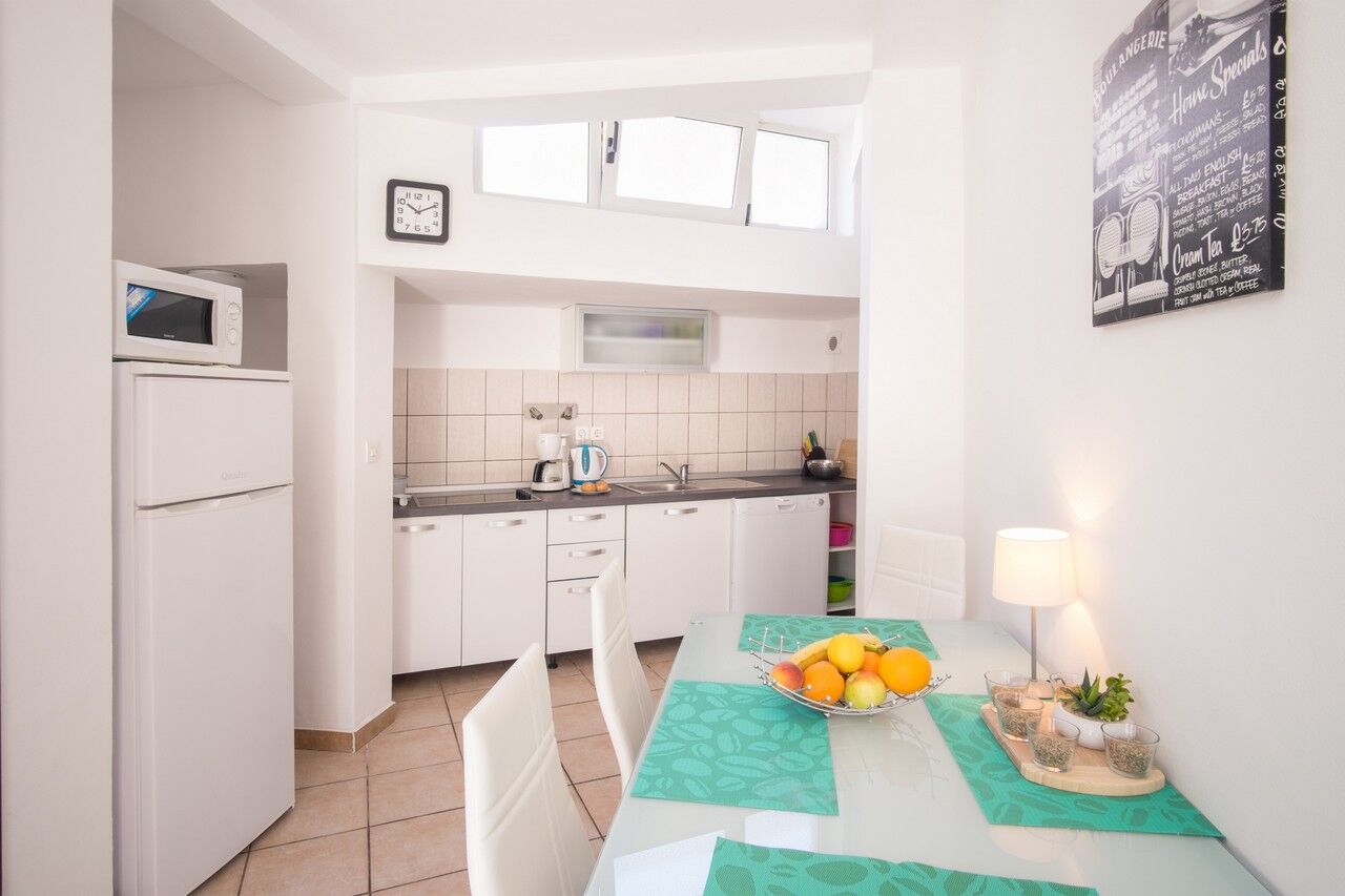 Apartment Polo 10564-A1