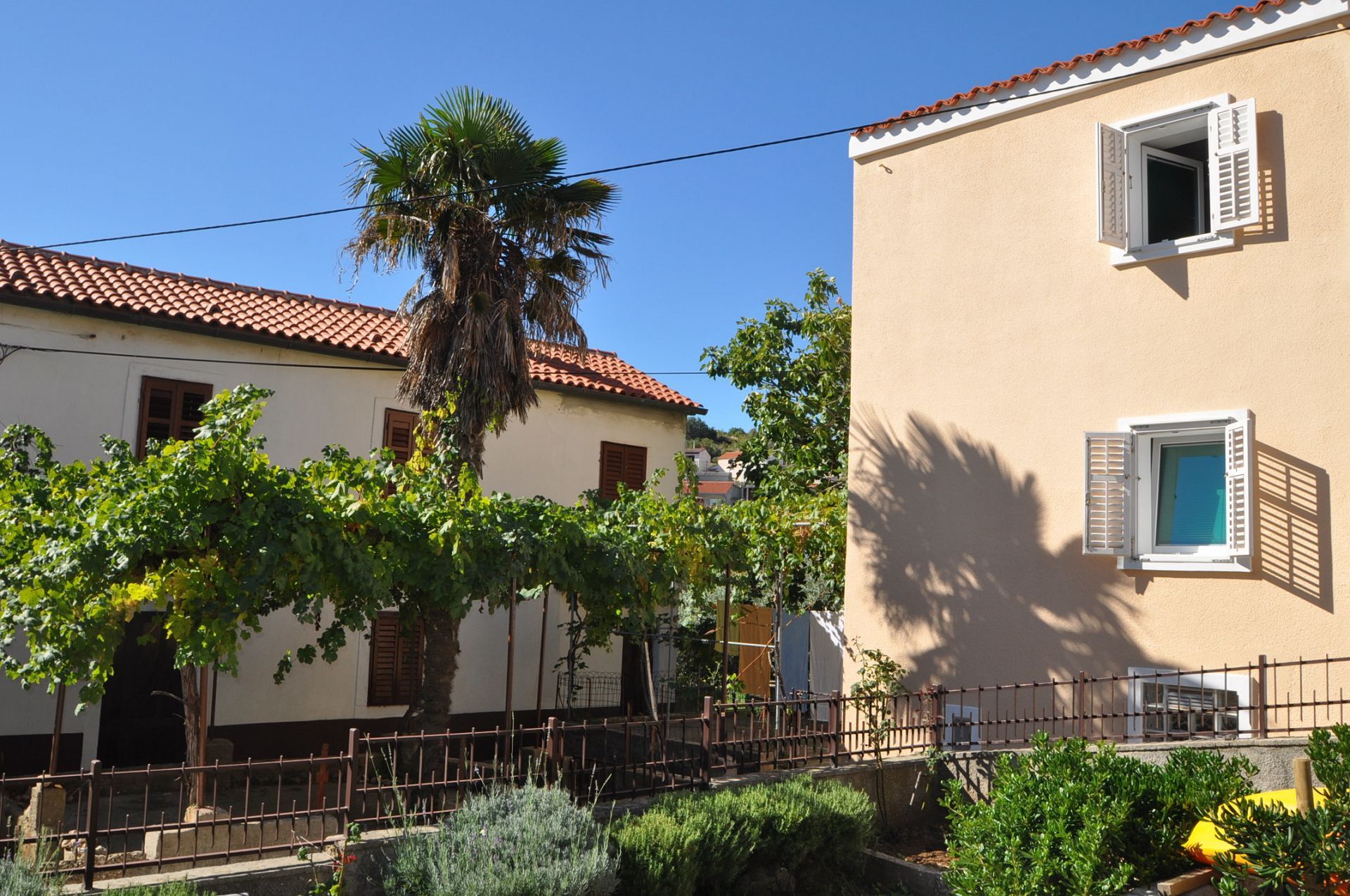 Apartment Buza 10565-A1
