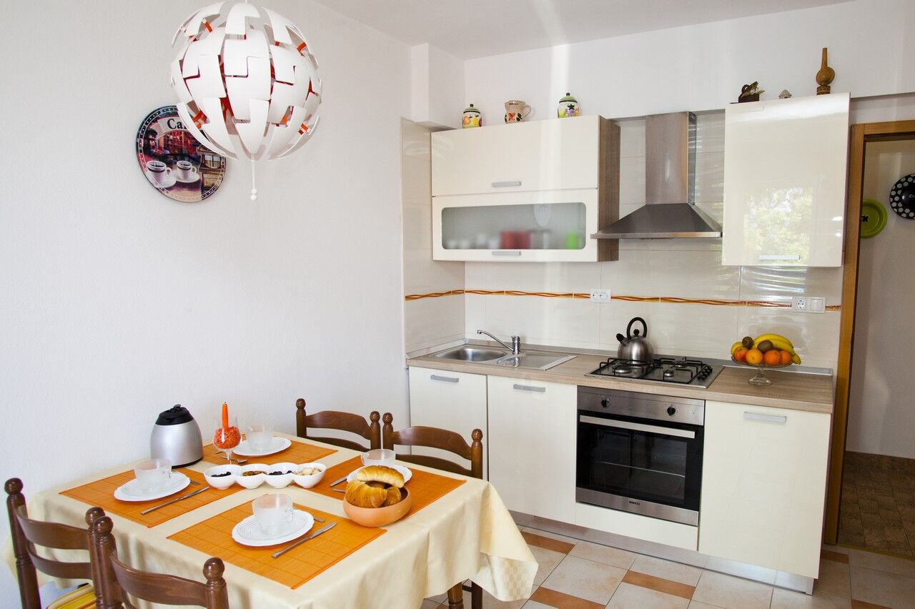 Apartments Luka 10566-A1
