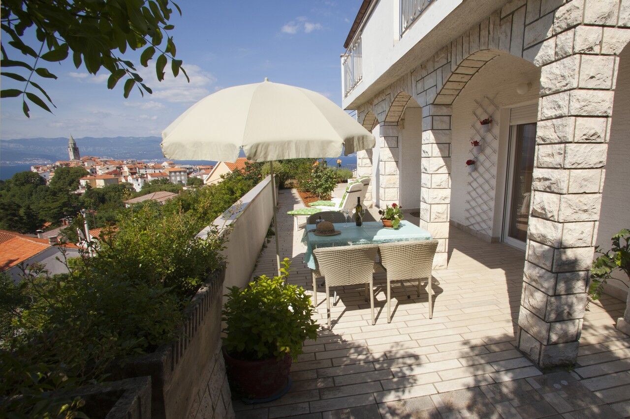 Apartments Luka 10566-A2