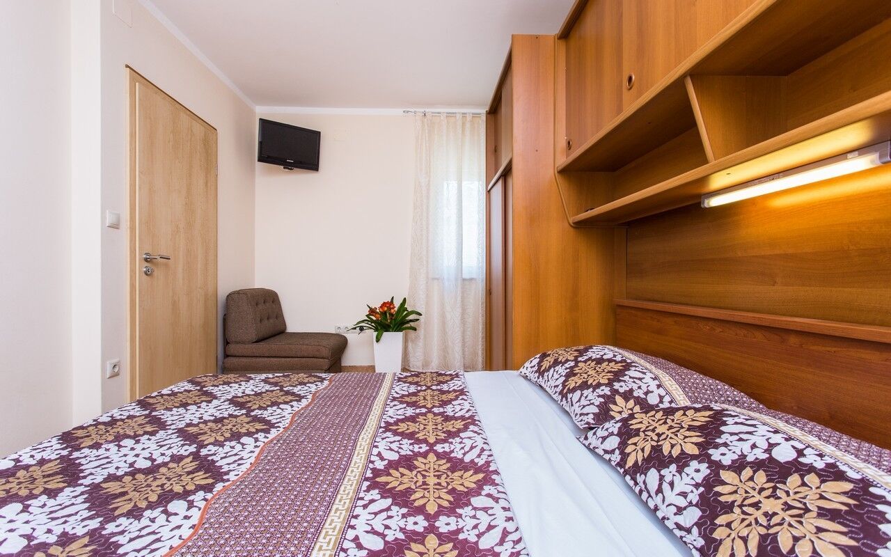 Apartment Brusic 105641-A1