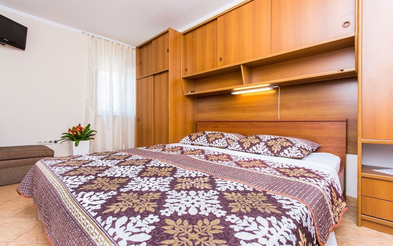 Apartment Brusic 105641-A1