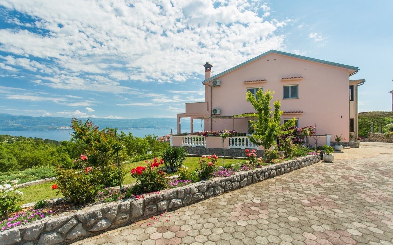 Apartment Brusic 105641-A1
