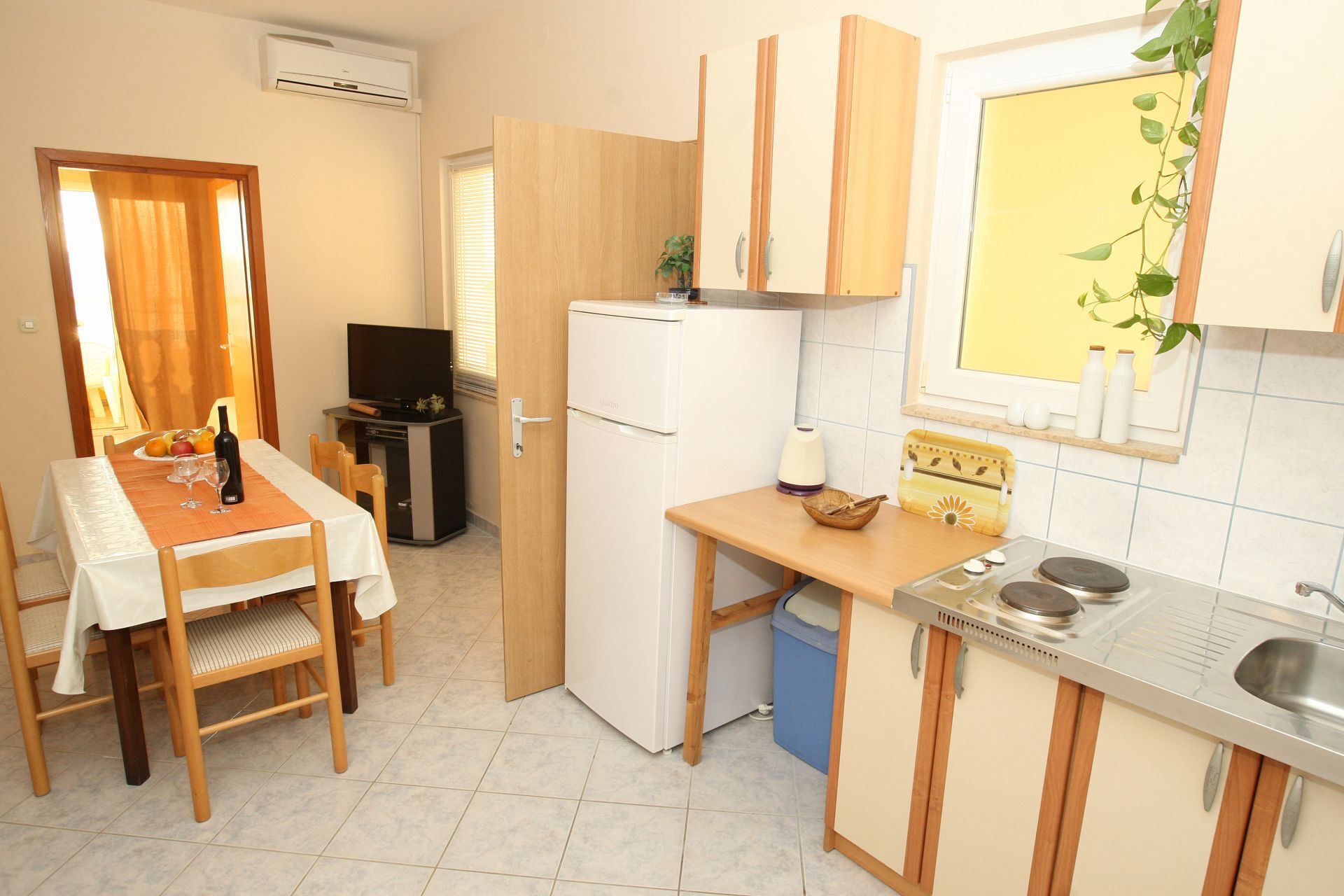 Apartments Mladen 105721-A1
