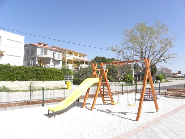 Apartments Mladen 105721-A1