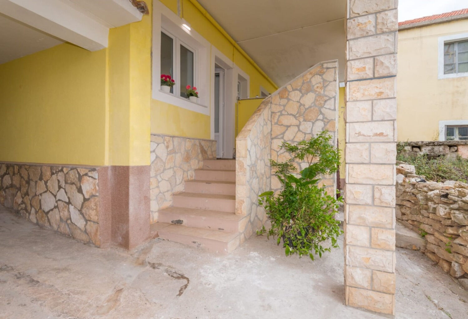 Apartment Teresa 105741-A1