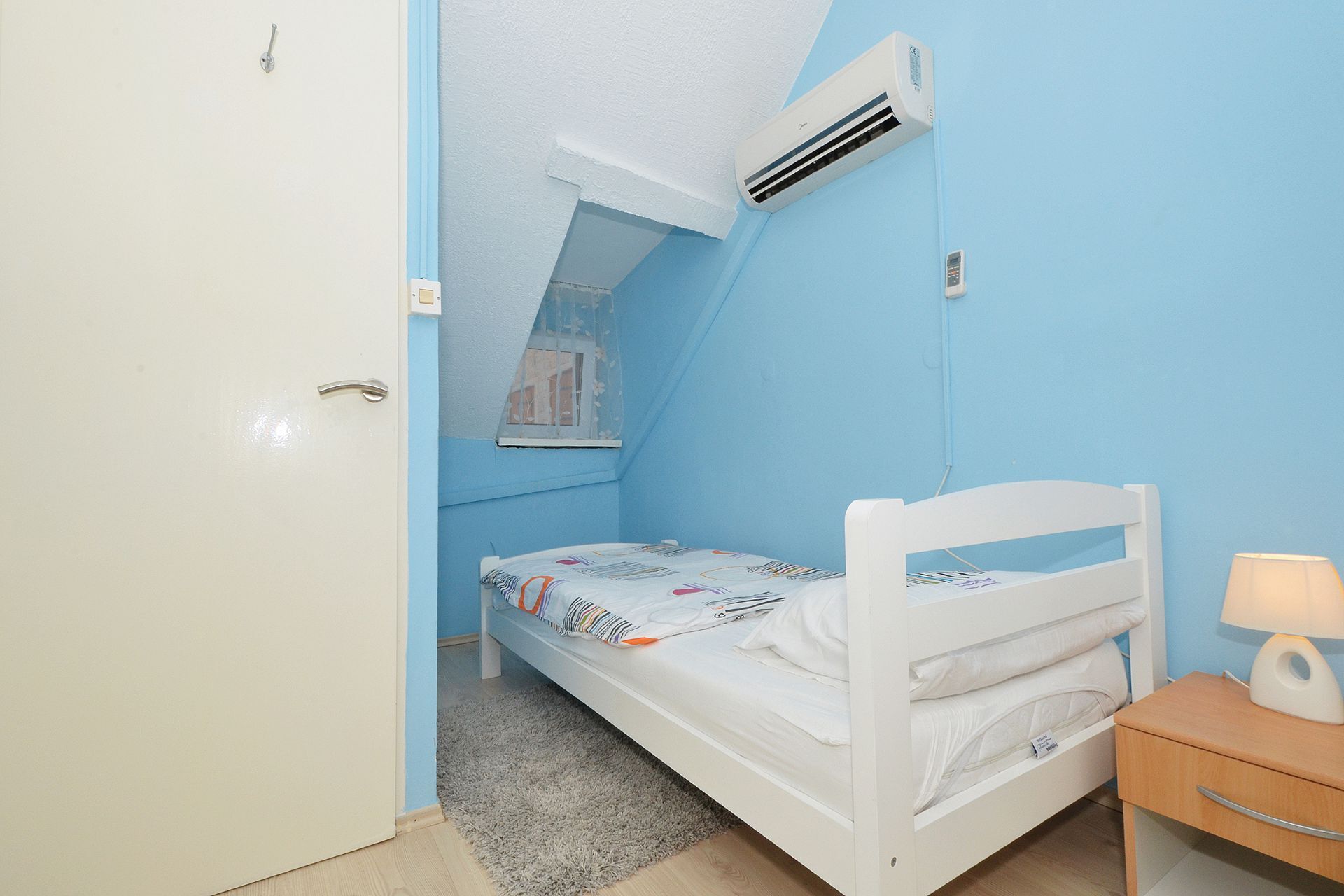 Apartment Irvin 10585-A1