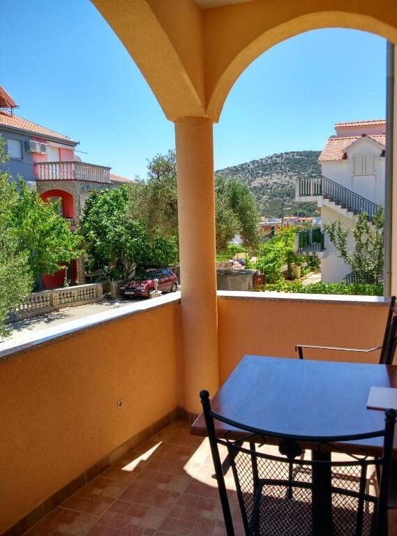 Apartments Antonija 105861-A1