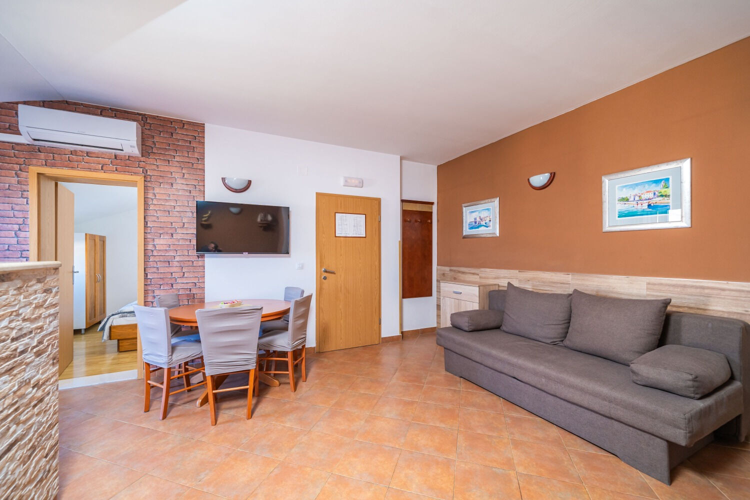 Apartments Pavo 10592-A1