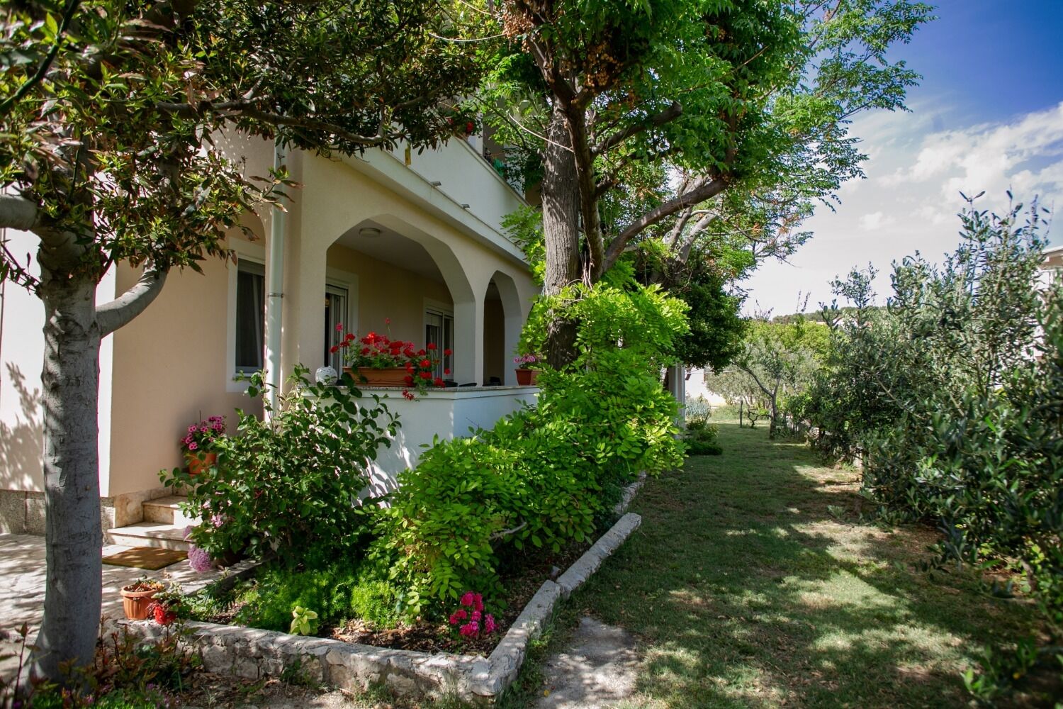 Apartments Ana 10596-A1