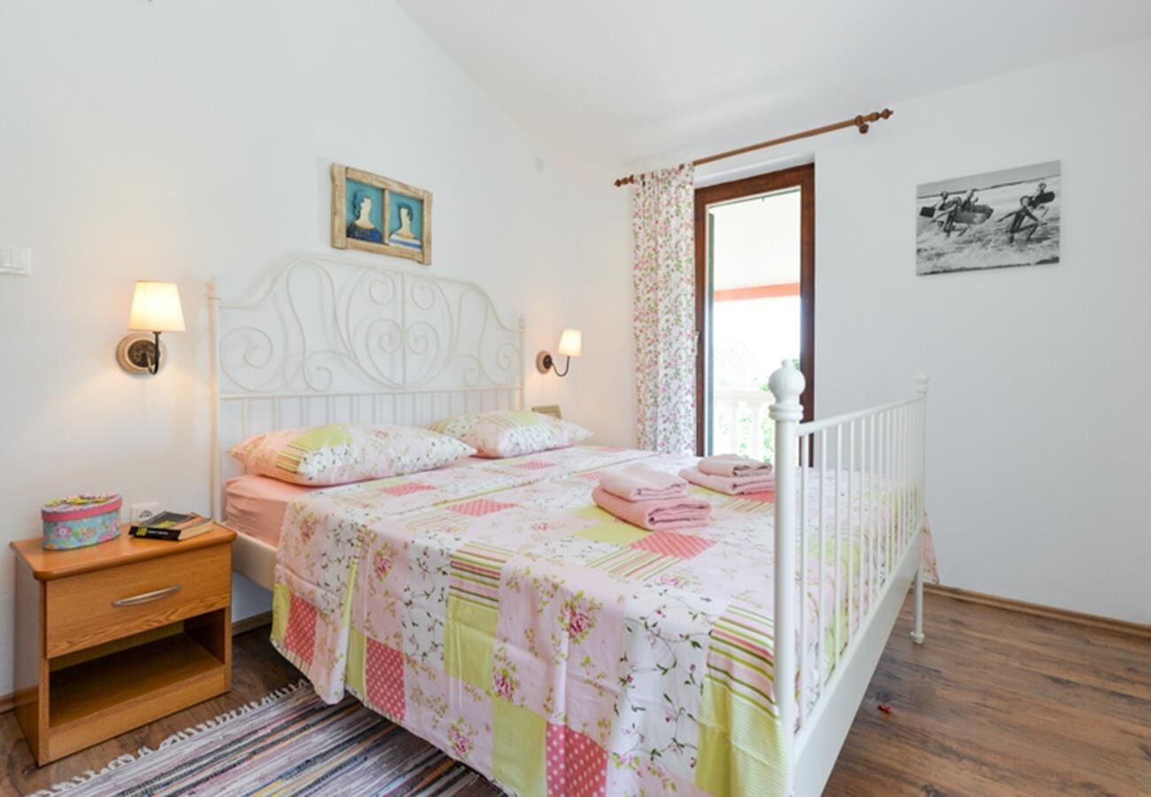 House Marija 10597-K1