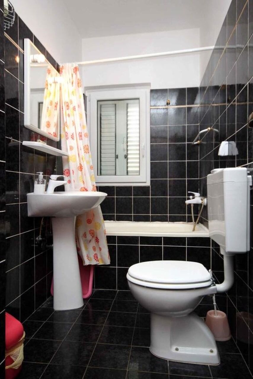 Room Cherry 105931-A1