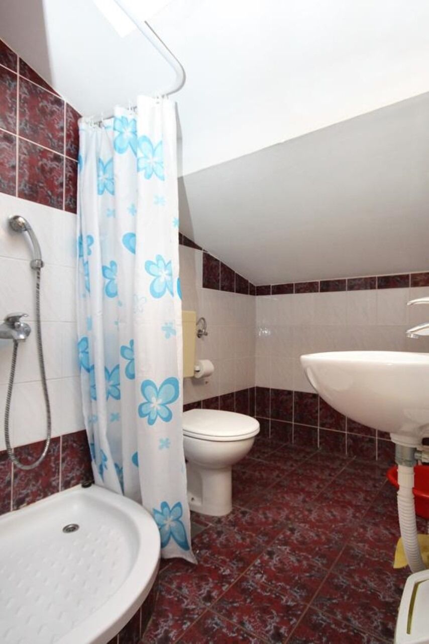 Room Cherry 105931-A3
