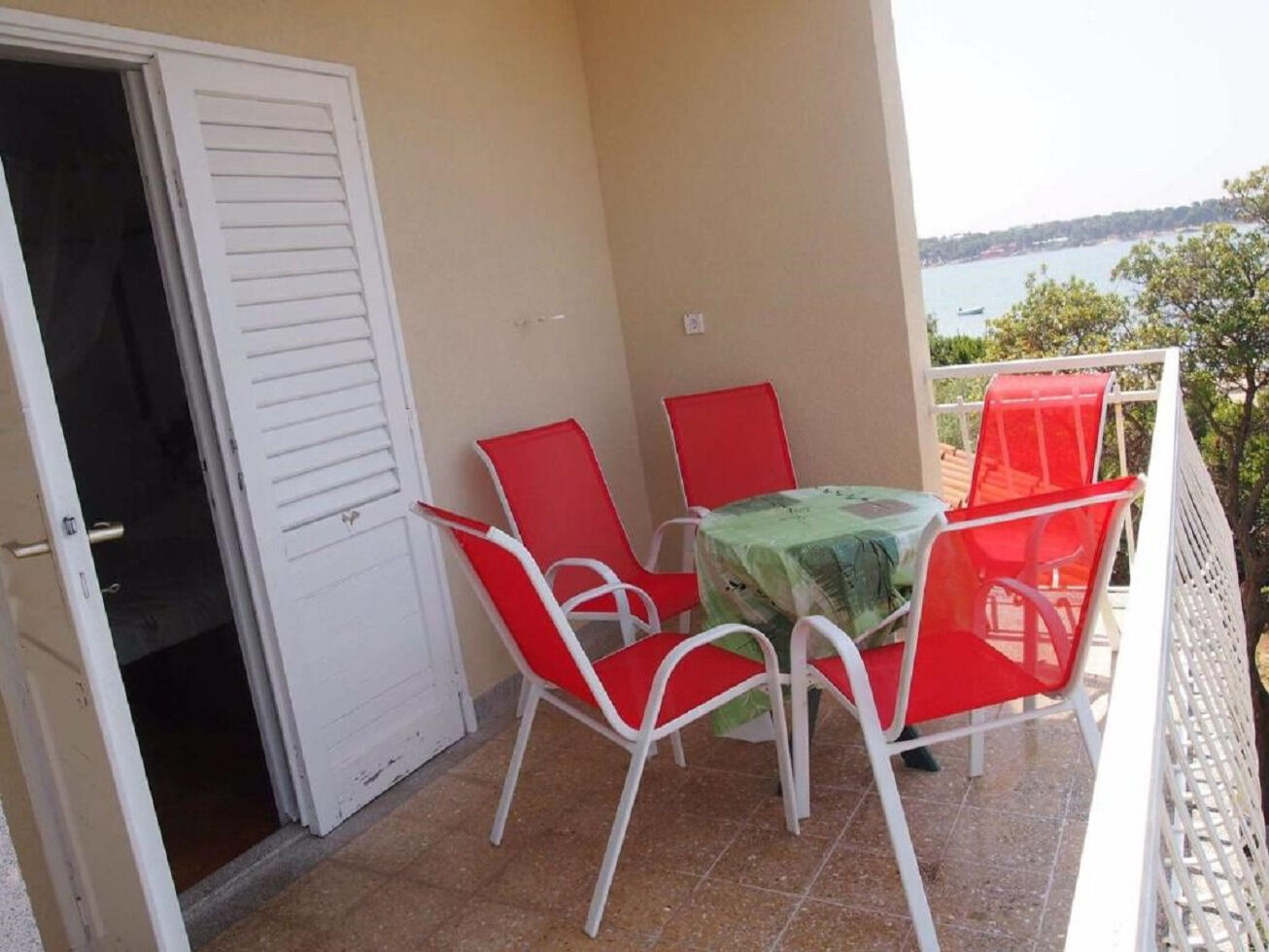 Apartment Andri 105981-A1