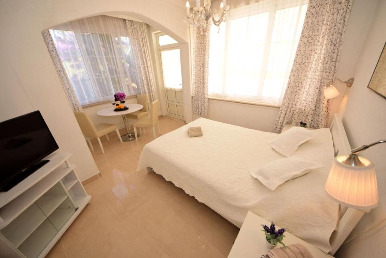 Apartments Lucky 10603-A1