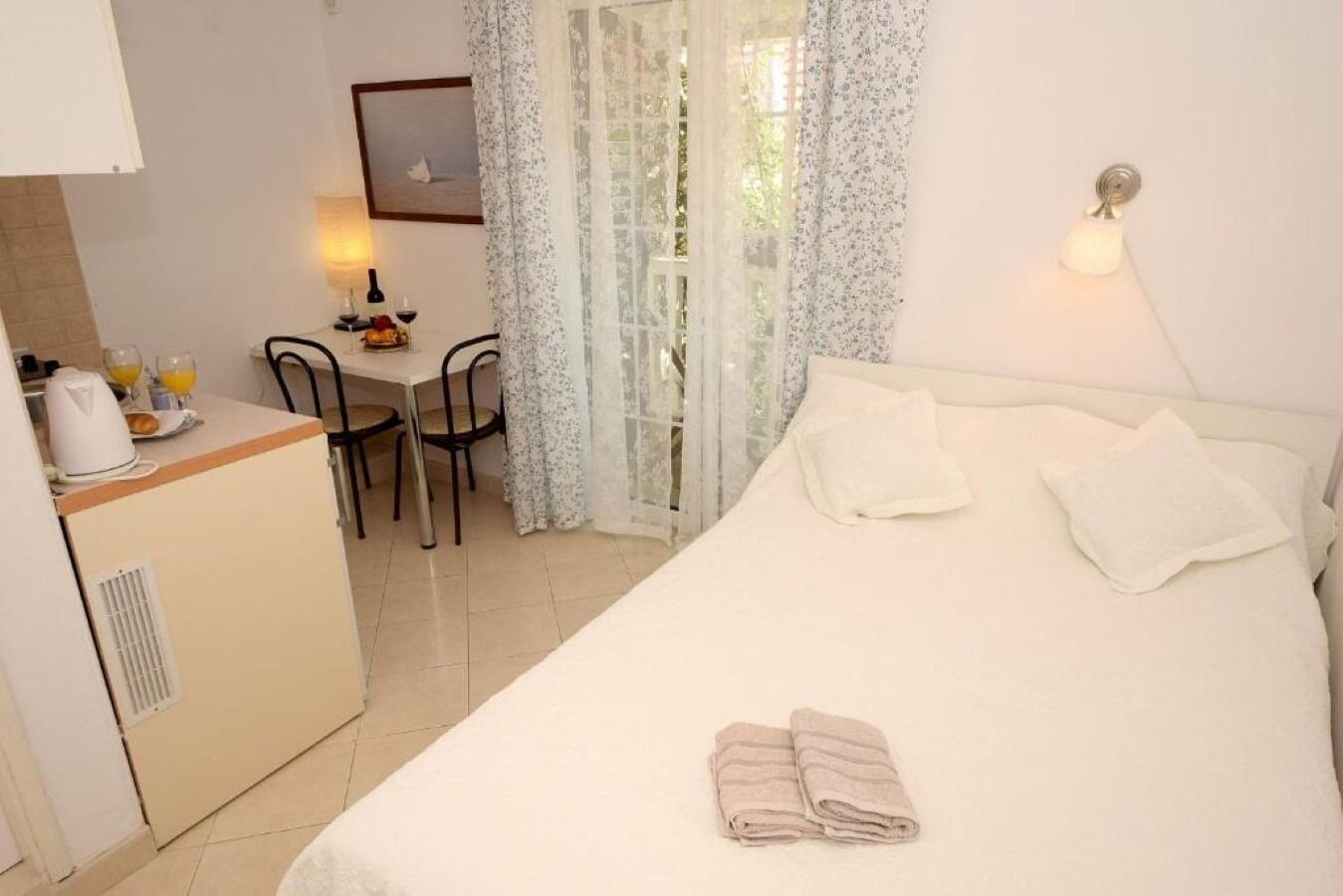 Apartments Lucky 10603-A2
