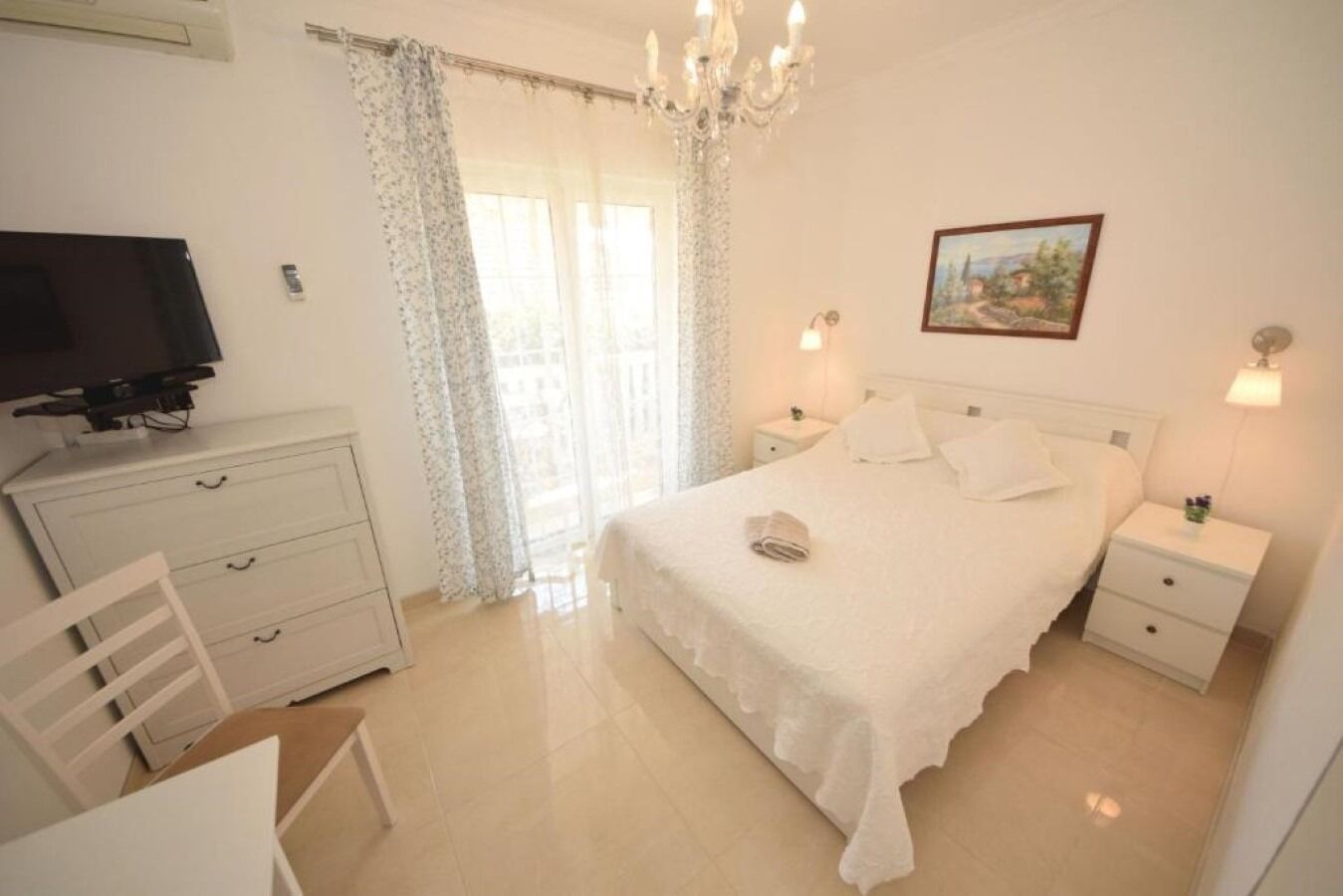Apartments Lucky 10603-A3