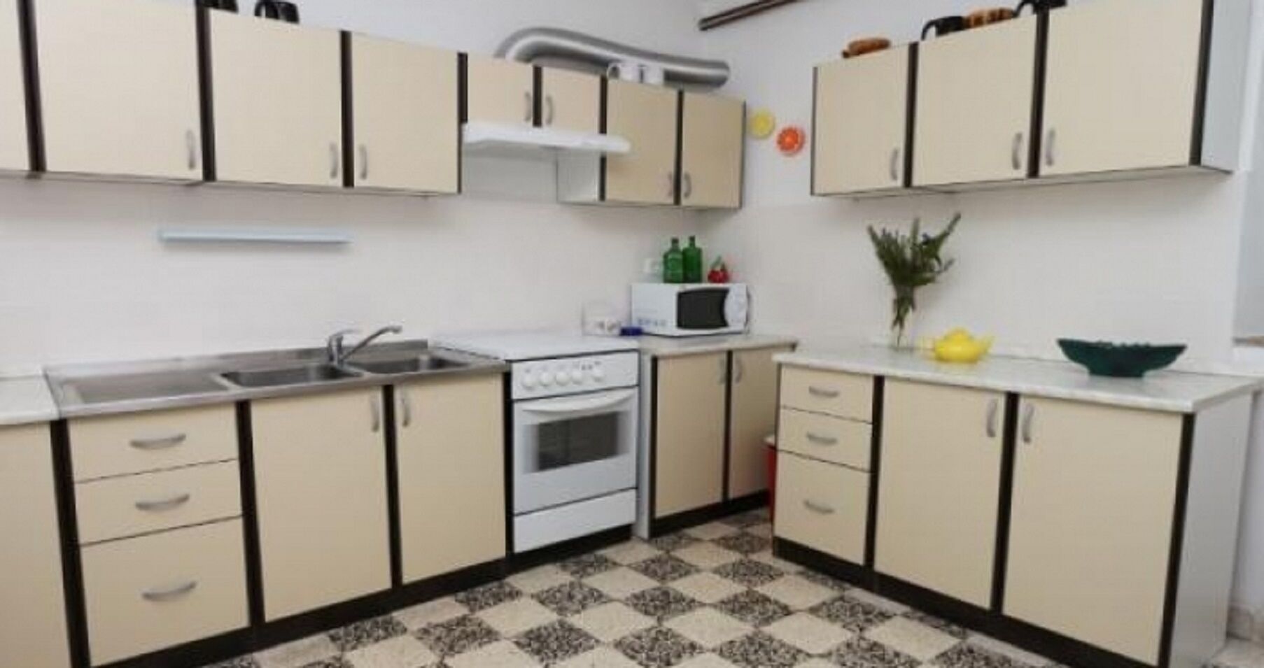 Apartment and Rooms Tomo 1 10617-S1