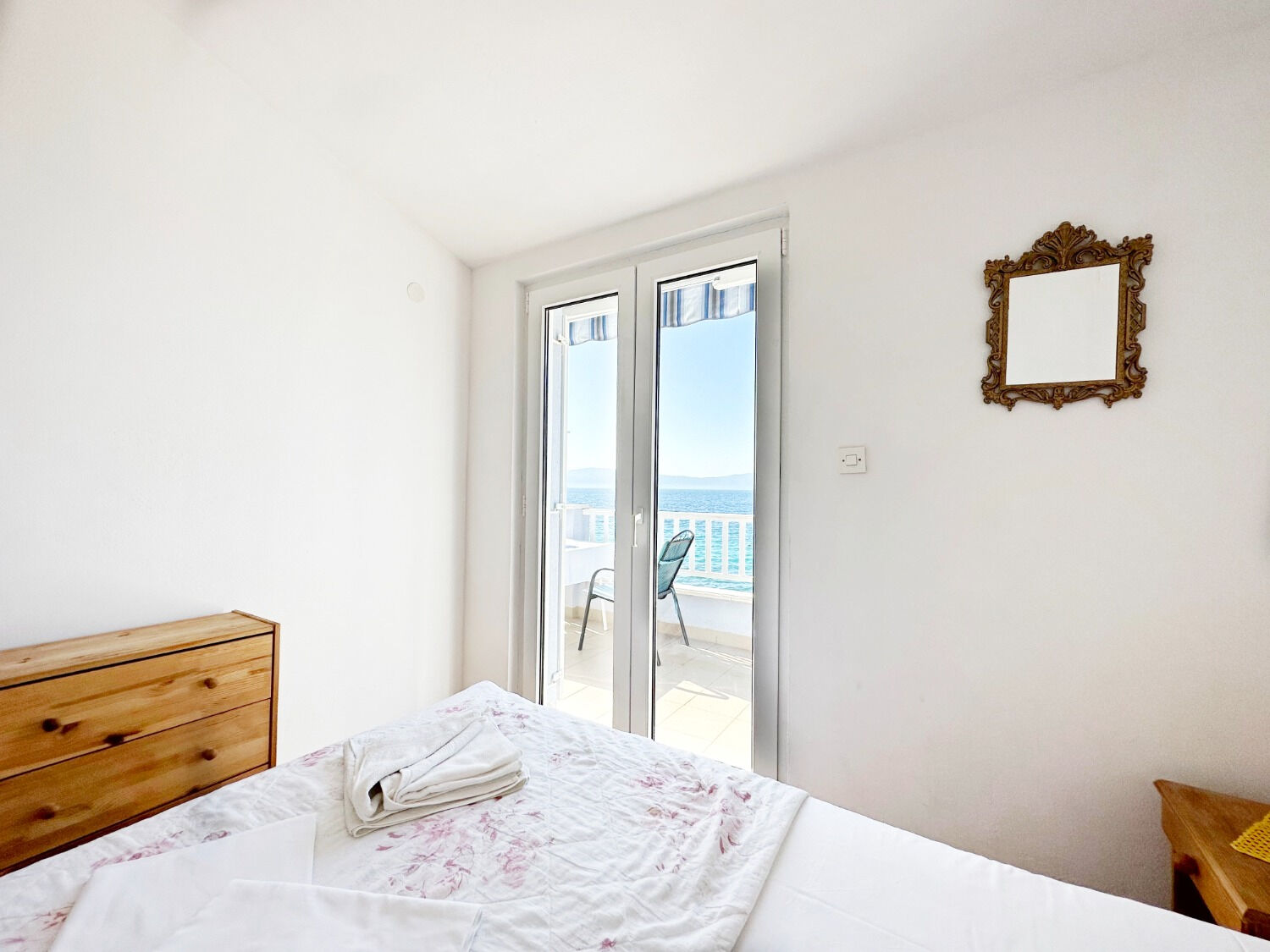 Apartments Tomo 10618-A1