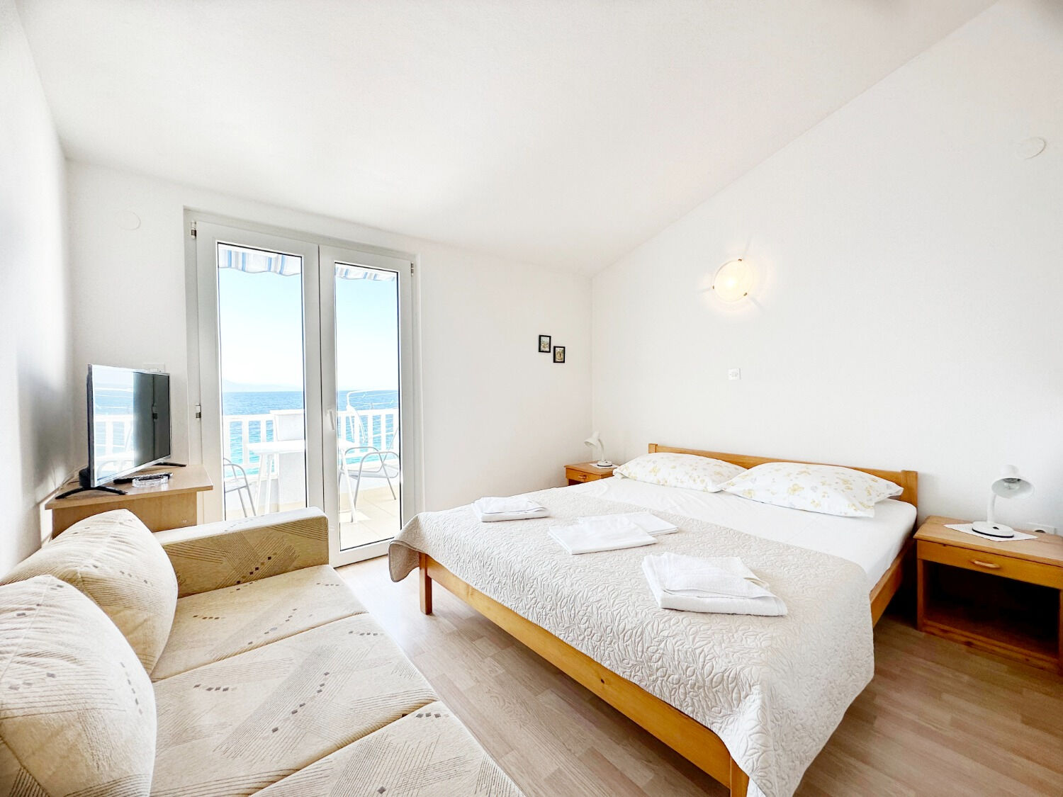 Apartments Tomo 10618-A2