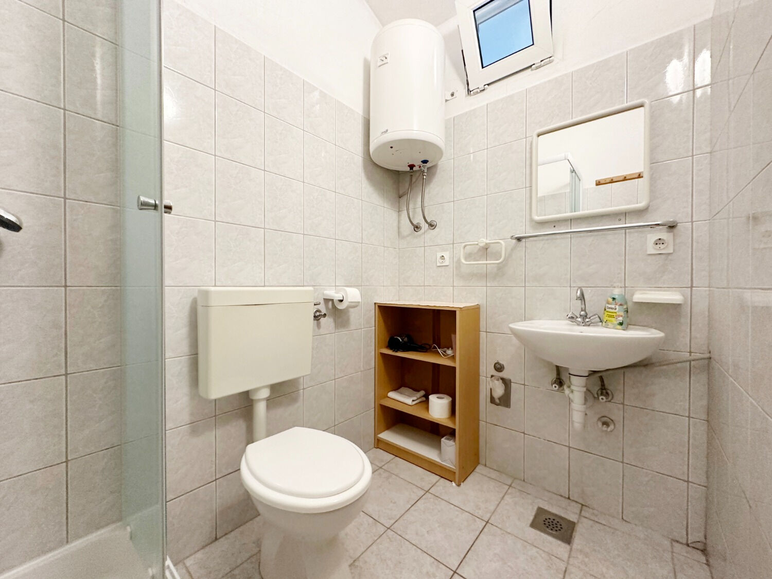 Apartments Tomo 10618-A2