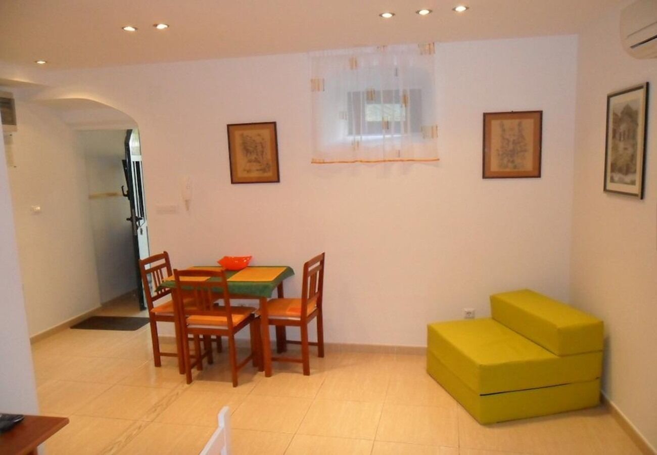 Apartment Davor 106131-A1